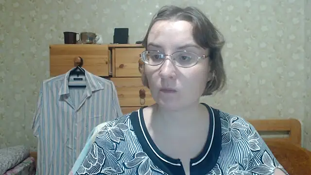 Smart_Rose Adlı Modelin Canlı XXX Sohbeti