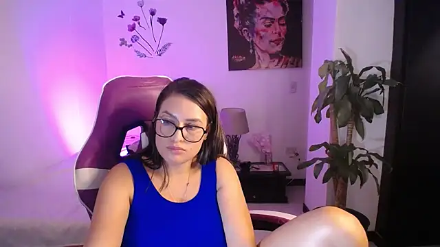 esmeraldaa230 Chat XXX in diretta