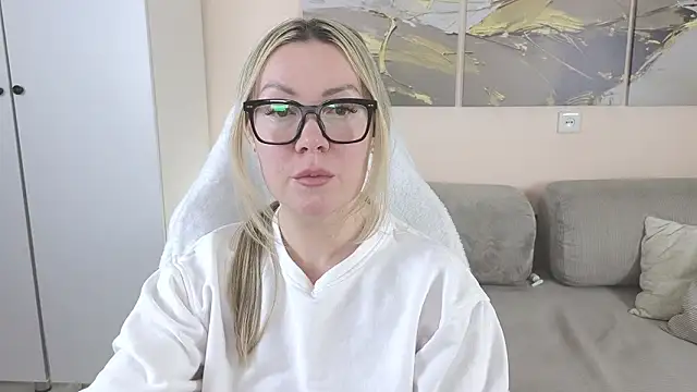 ElyaSoftTemptation Live XXX-chat