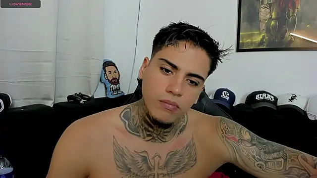 mad_maxxx2 Live XXX Chat