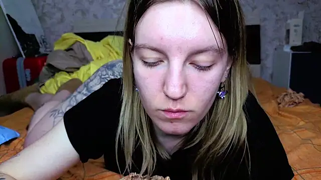 Baiambel_Mi Adlı Modelin Canlı XXX Sohbeti