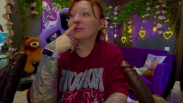 BlackedBarbie 在線直播表演