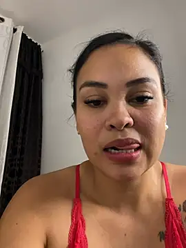 FOX_LATINAn Live XXX chat