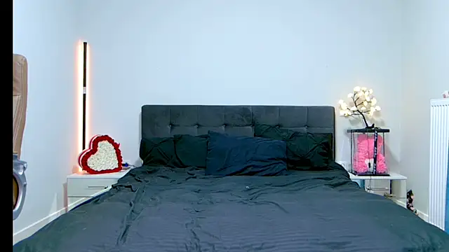 Niinaroseen Live XXX chat