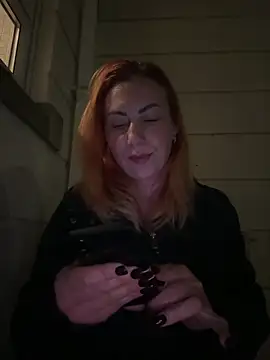 Chat XXX en directo de PervyxMilfxx