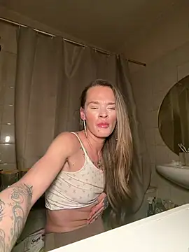 vinique99のライブXXXチャット