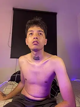 Chat XXX en directo de itselladoll