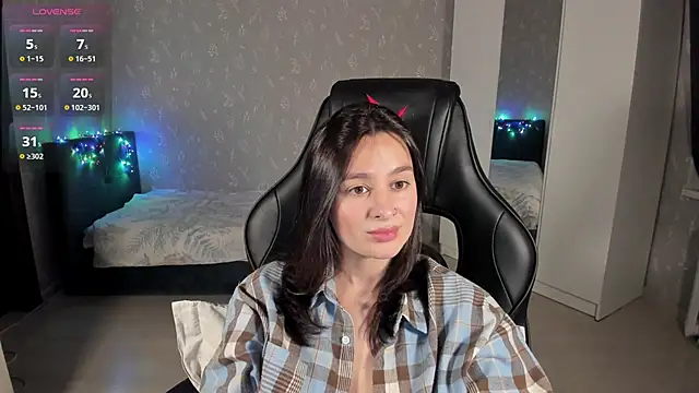 EllaFresh live XXX chat