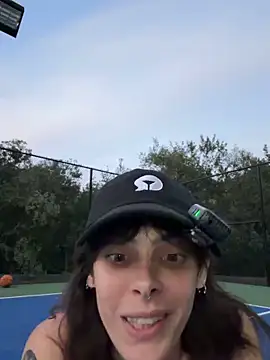 GennaJames live XXX chat