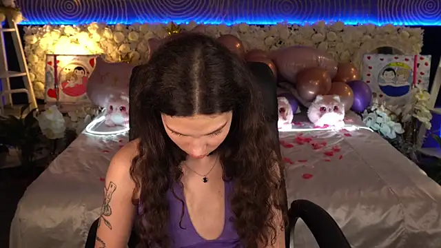 BabyFlowerr: онлайн-секс-чат