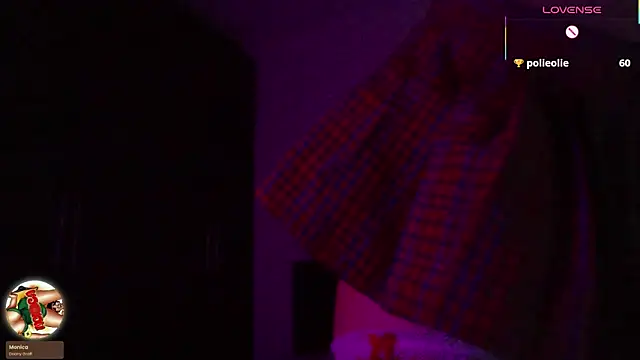 Chatroom XXX en direct de _curiouskitten_