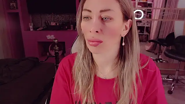 XXX chat uživo modela AnnieGOld_