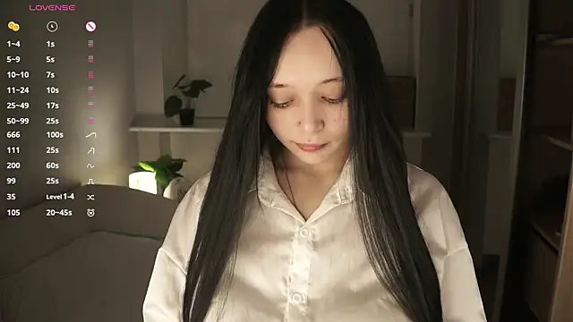 XXX chat uživo modela HannaHayles