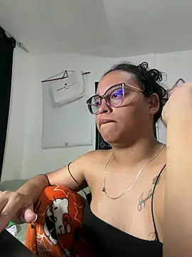 angela_angels_ 即時 XXX 聊天