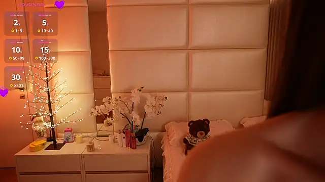 Show modela Lilly_Colins na web-kameri