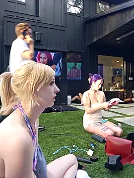 AmethystFoxxn Live XXX chat