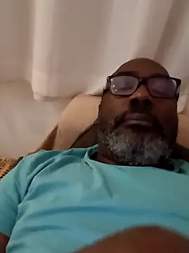 Онлайн чат XXX Bigmaumau54