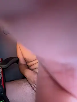 youngstarblc: διαδικτυακό σόου στην κάμερα