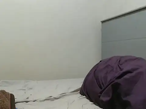 CandyLovesU2 – Naživo XXX chat