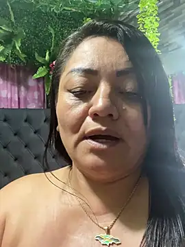 miaboobs19's Webcam Show