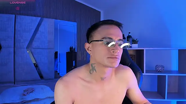 Chatroom XXX en direct de LiamDeep