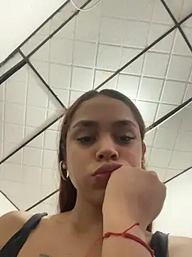 Czat XXX na żywo – CarolineFyre