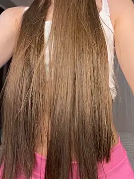 SkylineBliss Adlı Modelin Canlı XXX Sohbeti