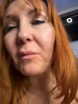 emlana 现场XXX聊天