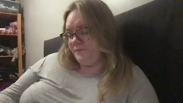 honeyyy24n Webbikameraesitys