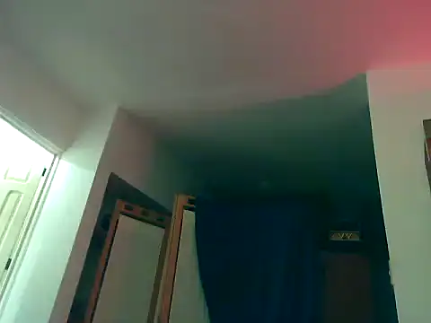 TheGirlWhoStandsUp লাইভ XXX চ্যাট