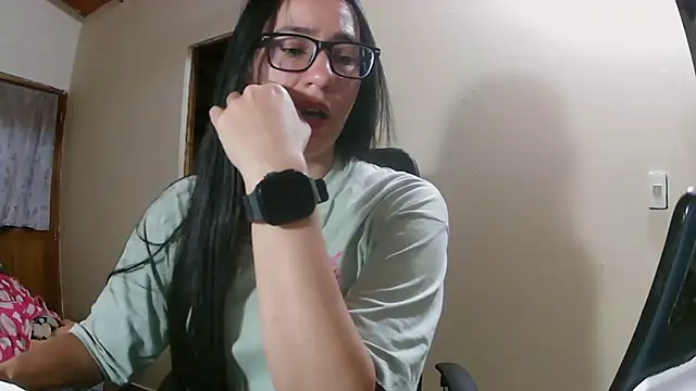 Nathalieprez4 Chat XXX live