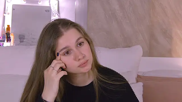 EllieHayes' Live XXX Chat