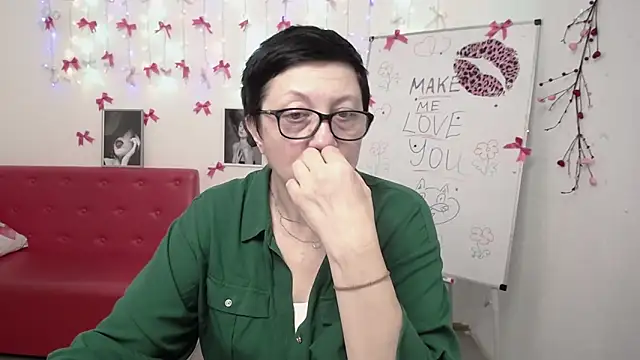 EmilyL0ve live XXX chat