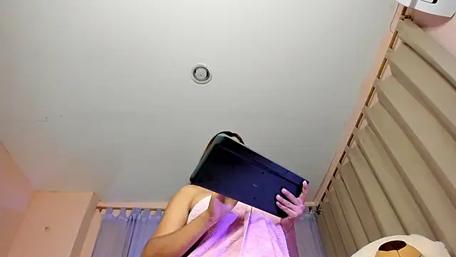 _Maaiiaa_: онлайн-секс-чат