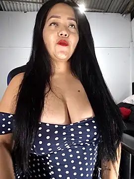 Chat XXX ao vivo de karly_hot_