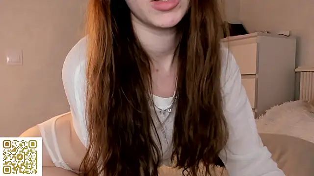 AmyForYouu: онлайн-секс-чат