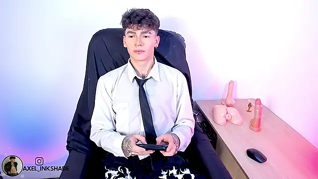 Axel_InkShade_ Webcam show