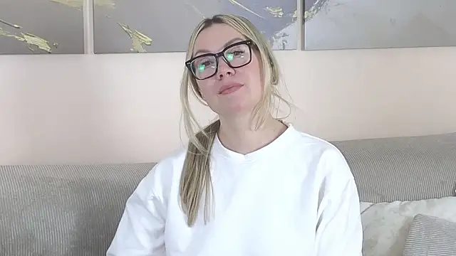 ElyaSoftTemptation Live XXX-chat