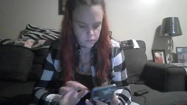 Онлайн чат XXX TWiSTYTheTwizted