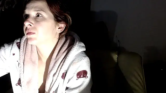 SmokerLety Adlı Modelin Canlı XXX Sohbeti