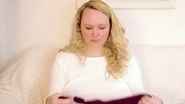 Sarah4you 即時 XXX 聊天