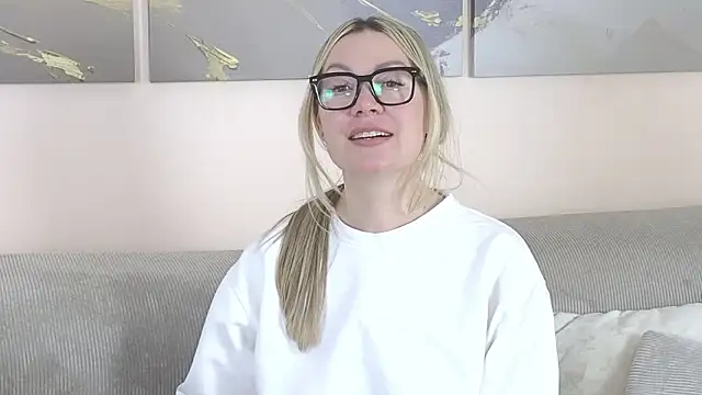 ElyaSoftTemptation: онлайн-секс-чат