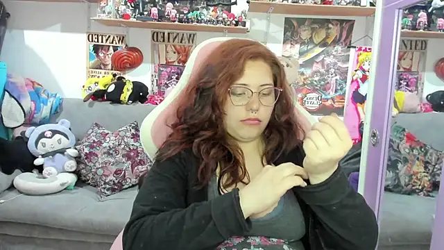 Онлайн чат XXX soficammy