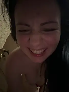 دردشة naughty_lucifer الجنسية المباشرة