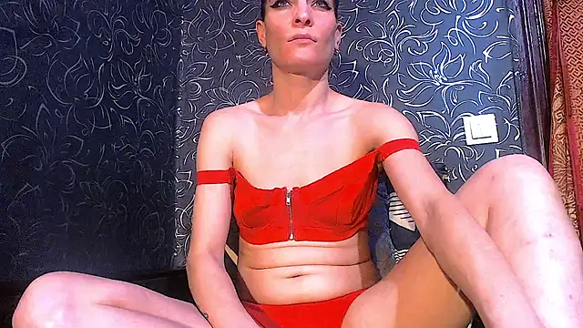 Strawberry_Milfa লাইভ XXX চ্যাট