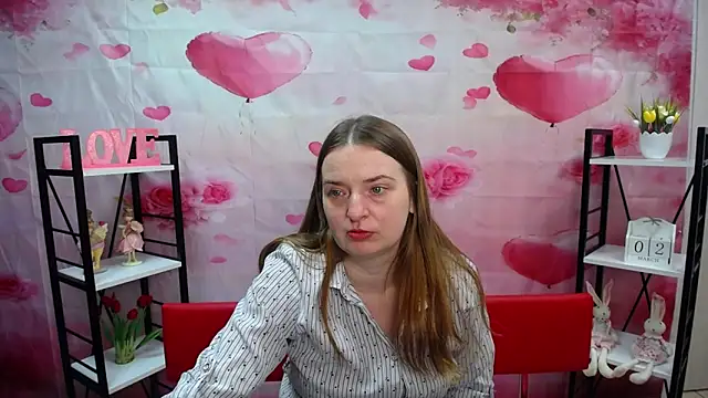 دردشة FreyaDak الجنسية المباشرة