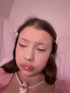 doll_shiny লাইভ XXX চ্যাট