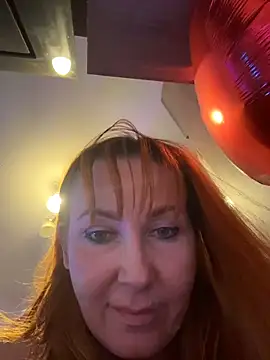 emlana's Live XXX Chat