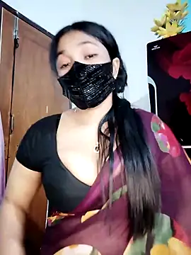 Show modela Tina-Sen na web-kameri