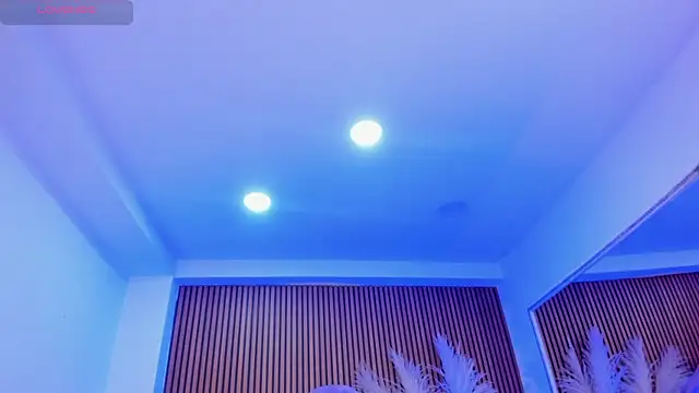 SelenaStonne's Live XXX Chat